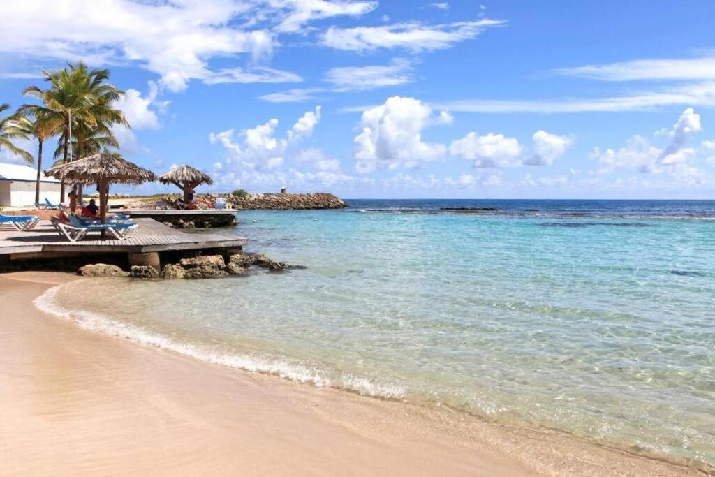 Agreable Studio Au Bord De Mer. Saint-Francois  Exterior foto